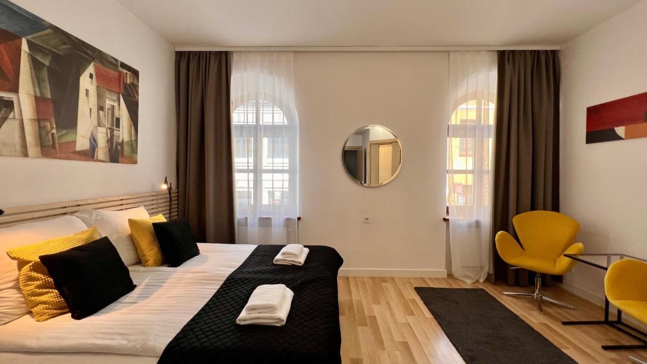 Hotel77 Inn